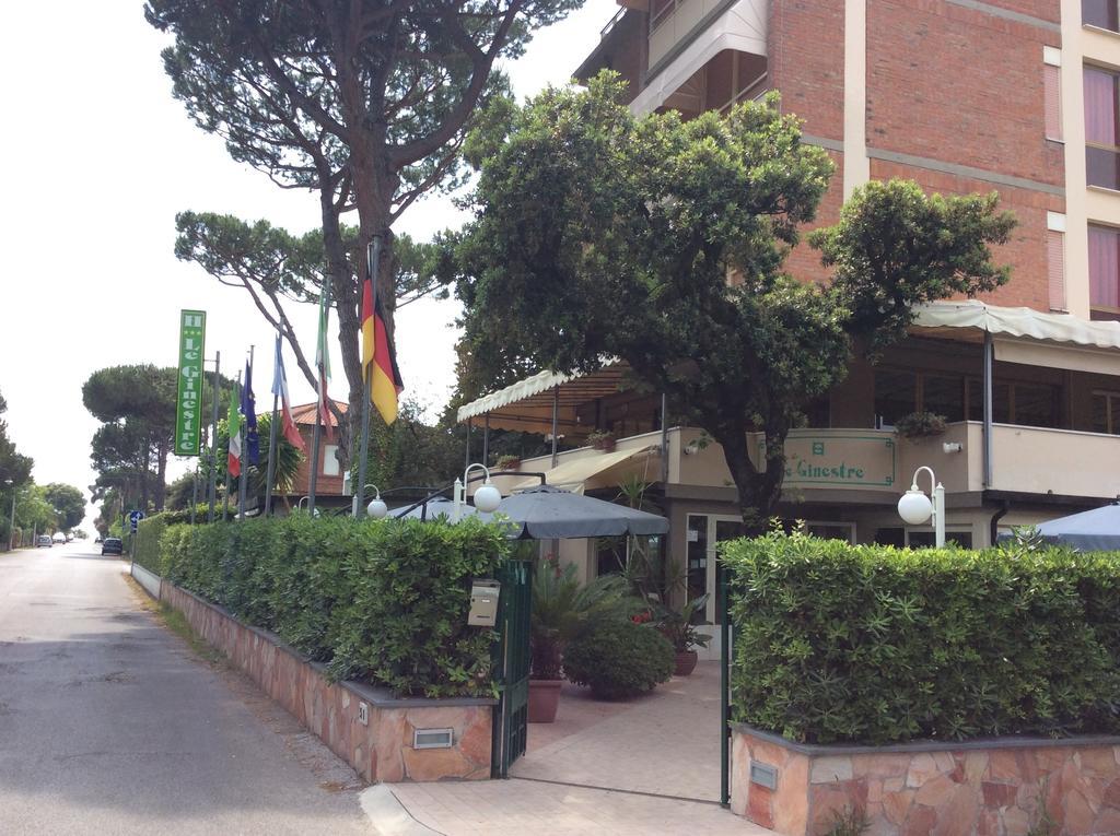 לידו די קאמאיורה Hotel Le Ginestre מראה חיצוני תמונה